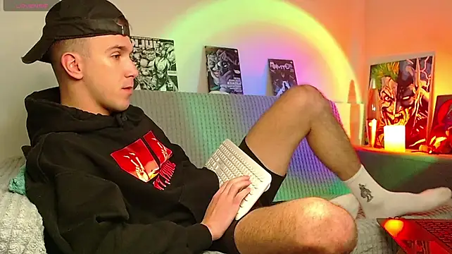 Midnighter_ Webcam show