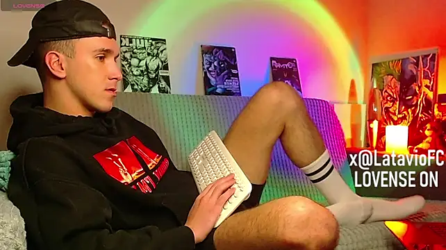 Midnighter_ webcam show