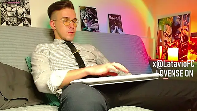 Midnighter_'s Webcam Show