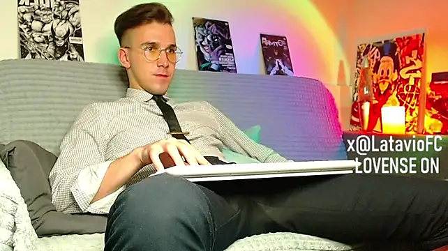 Midnighter_'s Webcam Show
