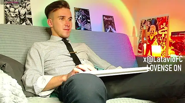 Midnighter_ – webcam-show