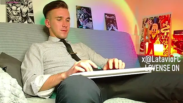 Midnighter_ – webcam-show