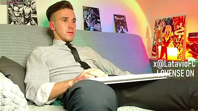 Midnighter_ Webcam Show
