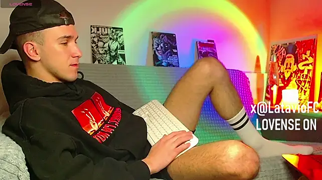 Midnighter_'s Webcam Show