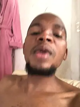 thegoodHost999 Show in webcam