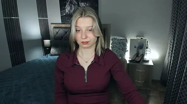 RinaMoore Adlı Modelin Web Kamerası Şovu