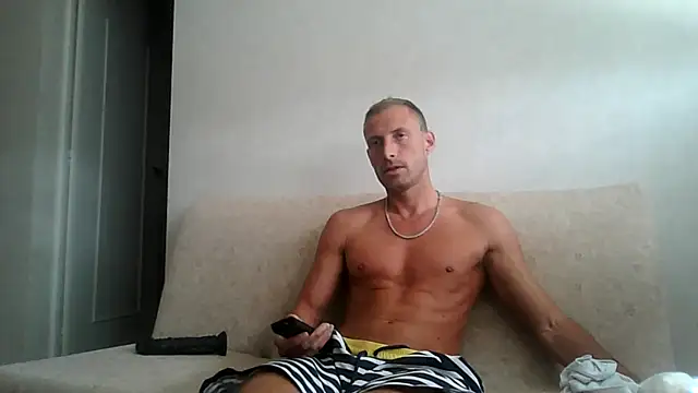 Show modela sebcucold na web-kameri