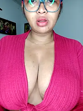 chalohott Adlı Modelin Canlı XXX Sohbeti