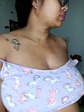 chalohott's Live XXX Chat