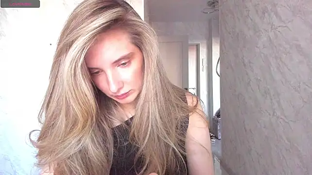 PatriciaBlairs Adlı Modelin Canlı XXX Sohbeti
