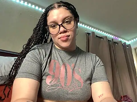 QueenNuttCollector's Webcam Show