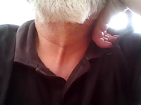 הופעת וובקאם של xcimeru