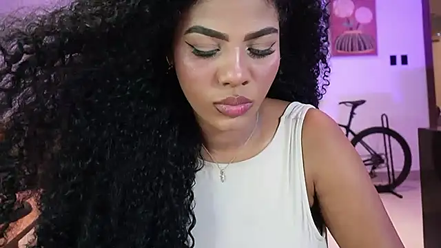 צ'אט XXX בשידור חי של HOTBLACKANDWHITE2