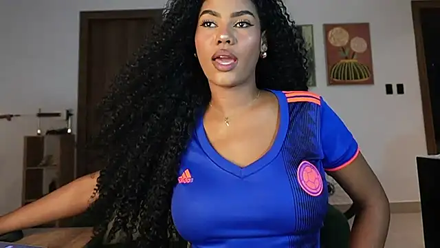 Chat XXX ao vivo de HOTBLACKANDWHITE2
