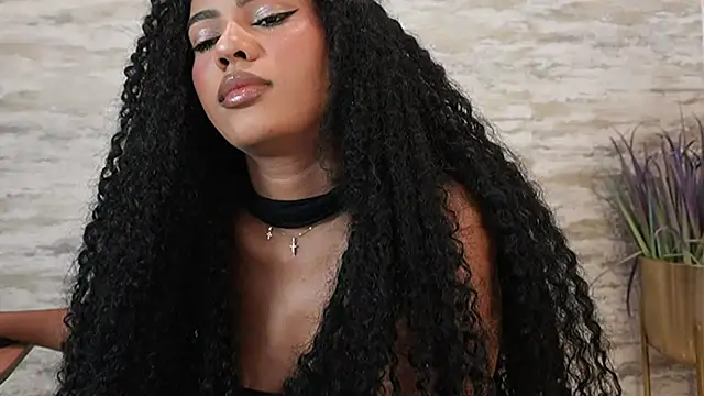 HOTBLACKANDWHITE2's Live XXX Chat