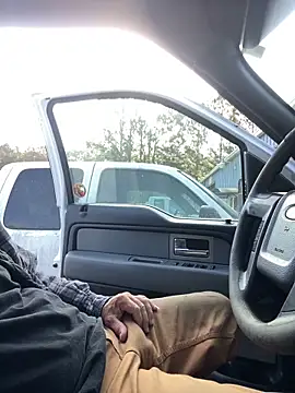 Themechanic420: διαδικτυακό σόου στην κάμερα