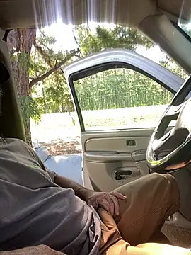Themechanic420 Show in webcam
