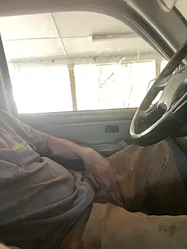 Themechanic420 Show in webcam