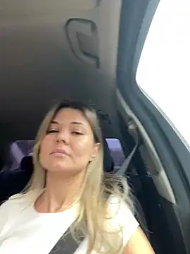 _Lisa_'s Live XXX Chat