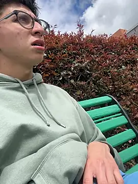 CamiRojas_boy's Webcam Show