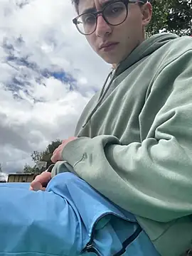 CamiRojas_boy webcam show