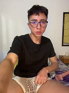 CamiRojas_boy 在線直播表演