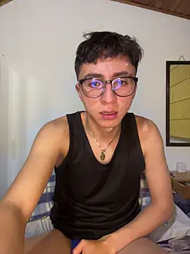 CamiRojas_boyn Webbikameraesitys