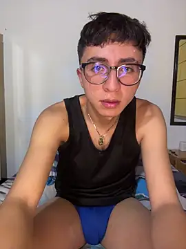 CamiRojas_boyn Webbikameraesitys