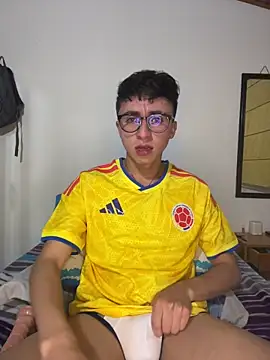 CamiRojas_boy Show Webcam