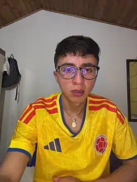 CamiRojas_boy Pertunjukan Webcam