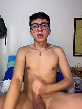 CamiRojas_boy webcam show