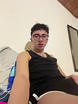 CamiRojas_boy webcam show
