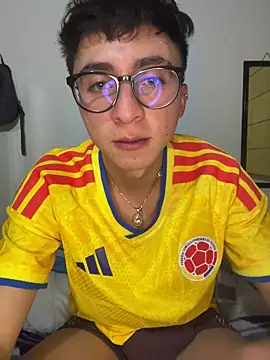 CamiRojas_boy – webcam-show