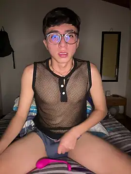 CamiRojas_boyのウェブカメラショー