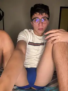 عرض كام CamiRojas_boy