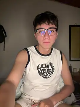 CamiRojas_boy Webcam-Show