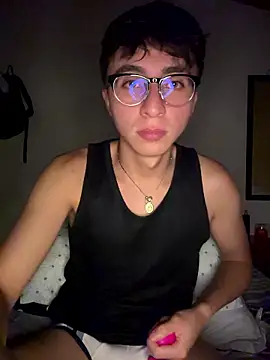 عرض كام CamiRojas_boy