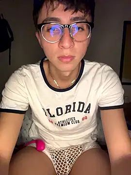 CamiRojas_boy: вебкам-шоу