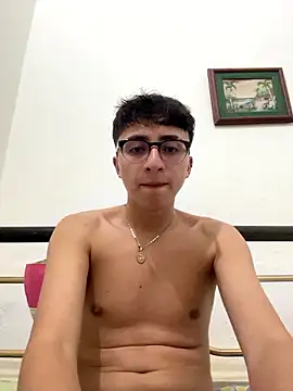 Show de CamiRojas_boy na webcam
