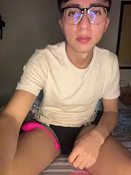 CamiRojas_boy Show in webcam