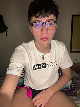 CamiRojas_boy webcam show