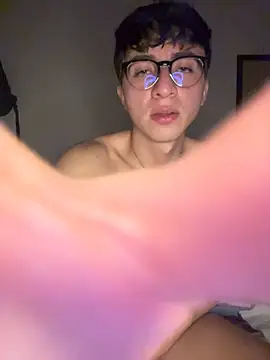 Pertunjukan Kamera Web CamiRojas_boy