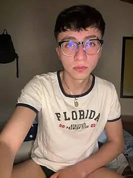 Show de CamiRojas_boy na webcam