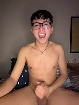 CamiRojas_boy 网络视讯表演