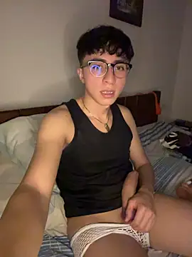 โชว์เว็บแคมของ CamiRojas_boy