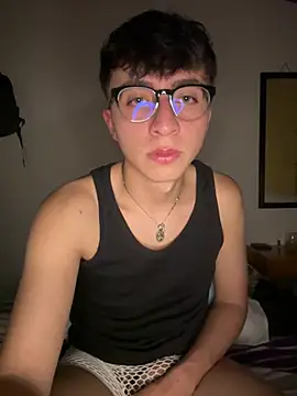 CamiRojas_boy's Webcam Show