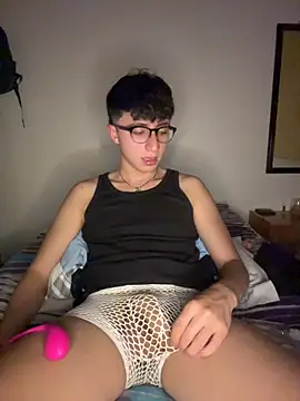 CamiRojas_boy Adlı Modelin Web Kamerası Şovu