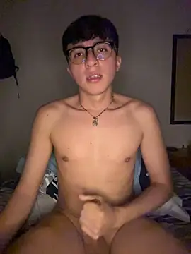 CamiRojas_boy Show in webcam