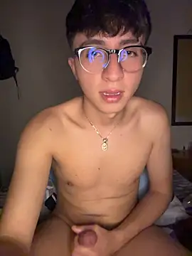 CamiRojas_boy 网络视讯表演