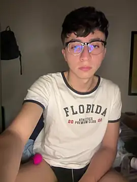 عرض كام CamiRojas_boy